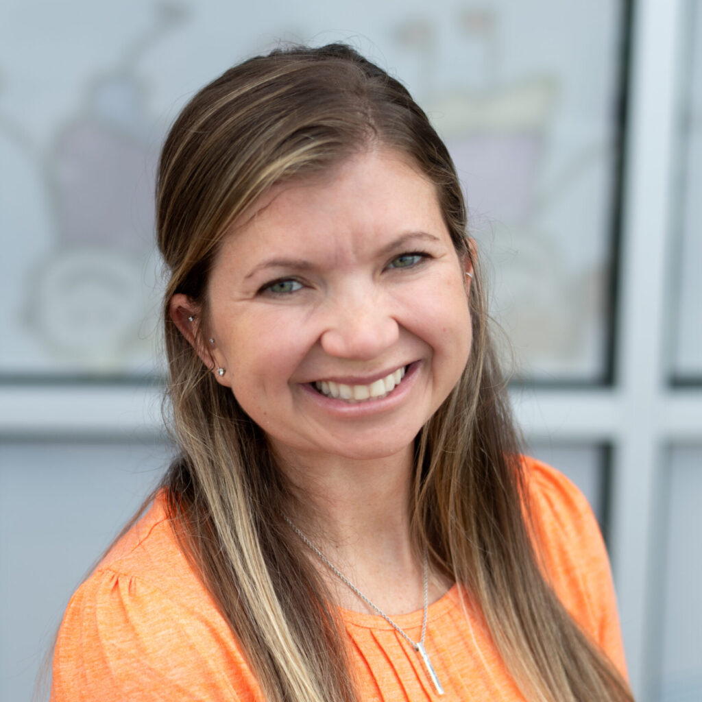 Headshot of Carly Weaver