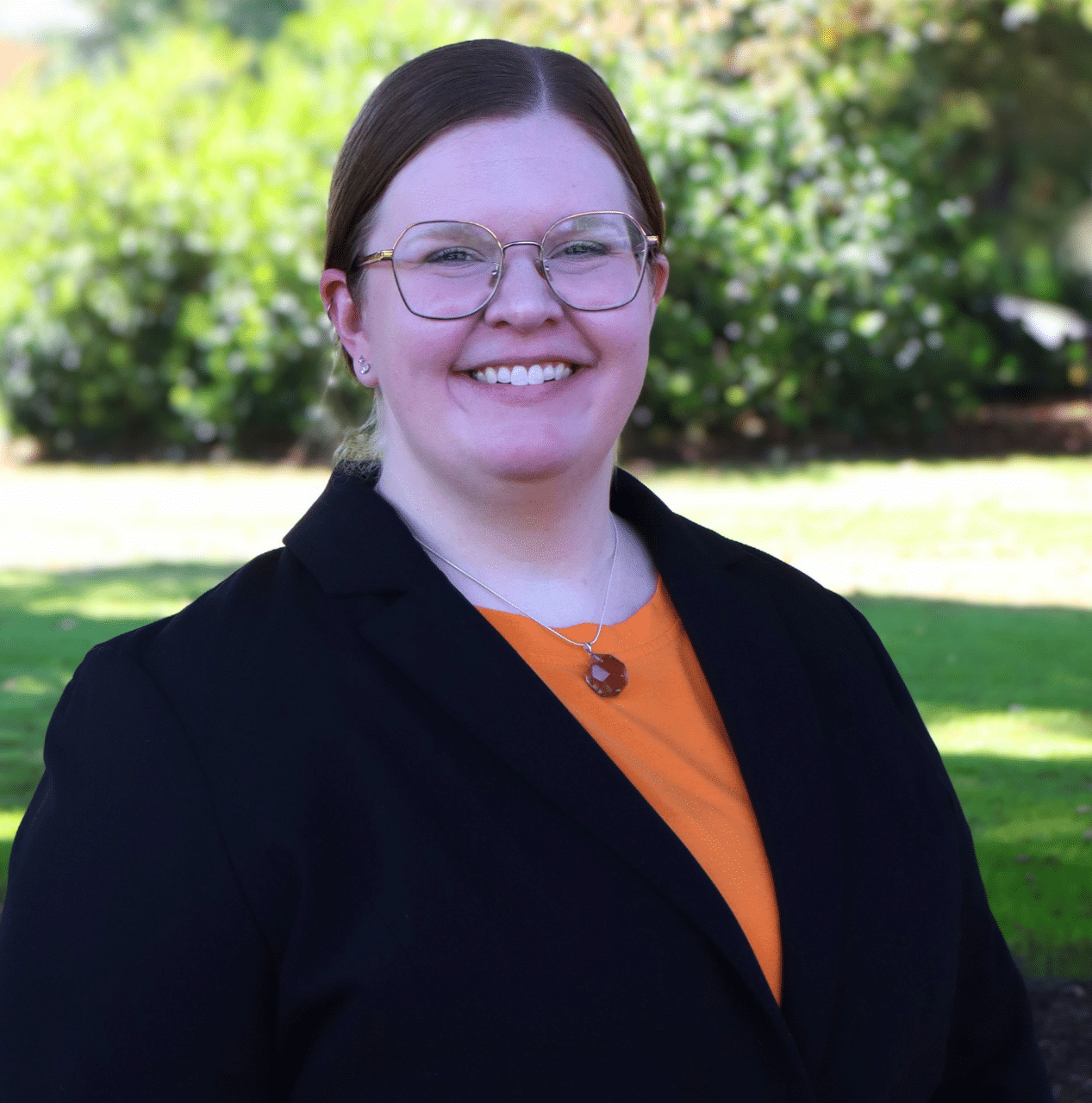Elizabeth Myers Headshot