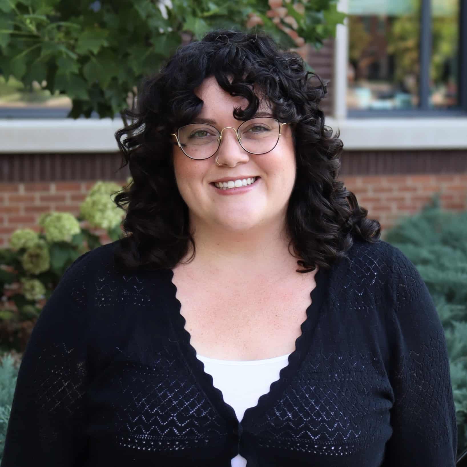 Hailey Hernandez Headshot